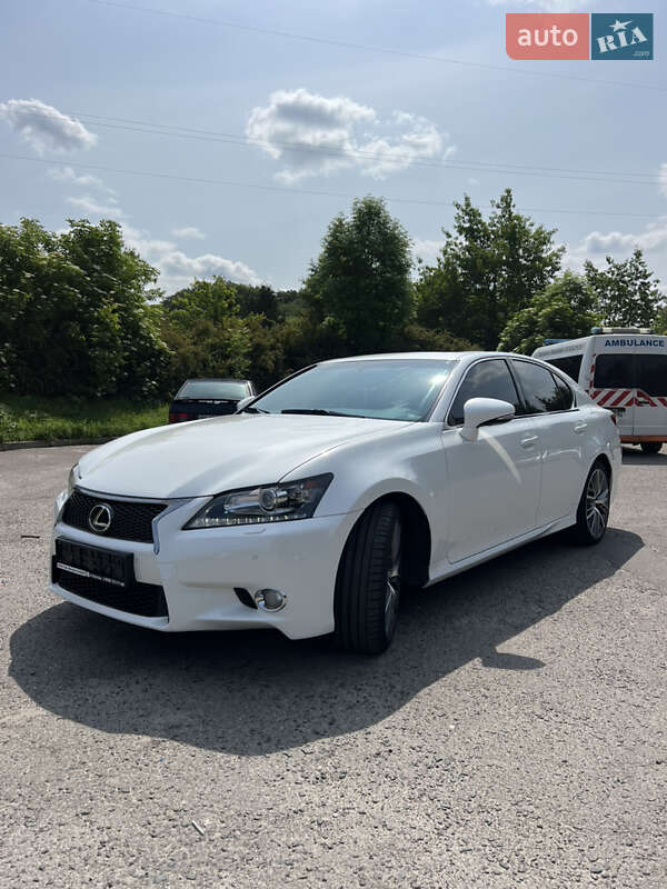 Седан Lexus GS 2013 в Львове