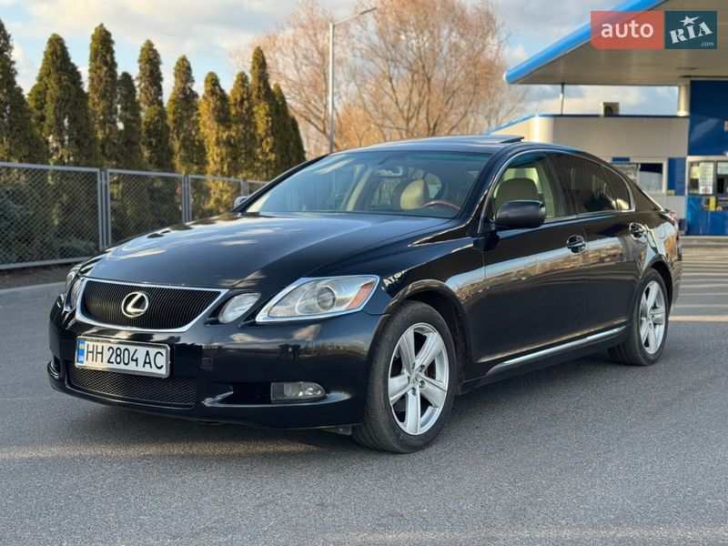 Седан Lexus GS 2005 в Смілі