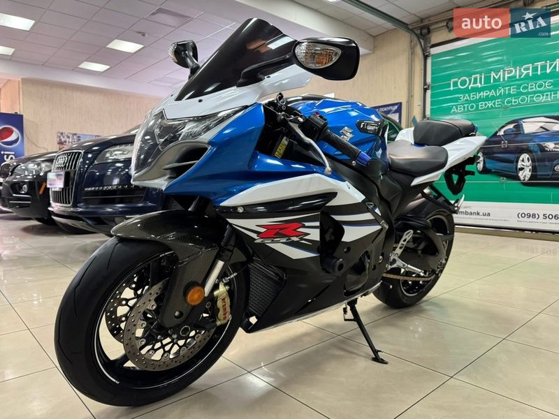 Спортбайк Suzuki GSX-R 1000 2014 в Кропивницком Спортбайк Suzuki GSX-R 1000 2014 в Кропивницком