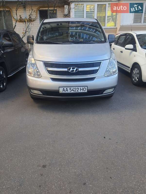Минивэн Hyundai H-1 2008 в Киеве Минивэн Hyundai H-1 2008 в Киеве