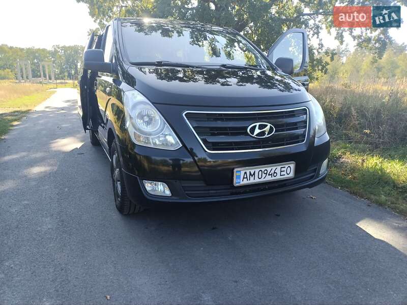 Минивэн Hyundai H-1 2014 в Киеве Минивэн Hyundai H-1 2014 в Киеве