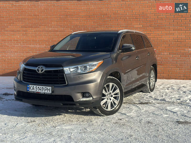 Позашляховик / Кросовер Toyota Highlander 2014 в Києві