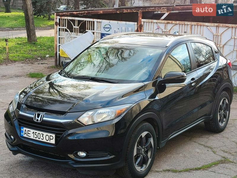 Внедорожник / Кроссовер Honda HR-V 2018 в Днепре