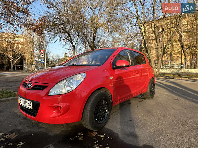 Хэтчбек Hyundai i20 2011 в Николаеве