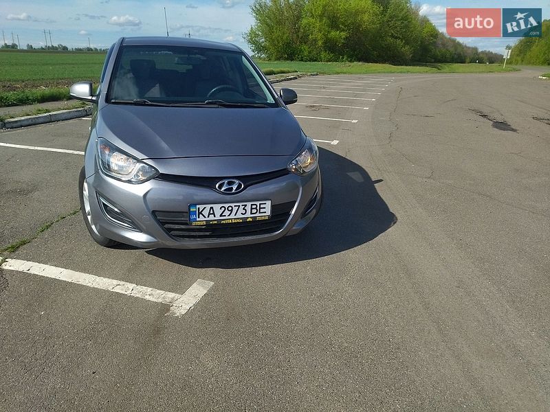 Хэтчбек Hyundai i20 2014 в Конотопе