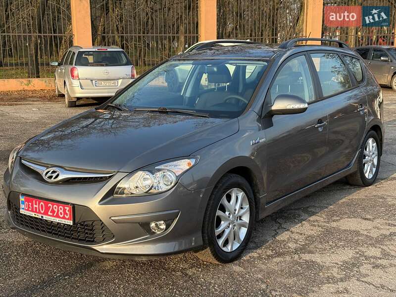 Универсал Hyundai i30 2010 в Кропивницком