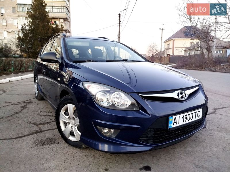 Универсал Hyundai i30 2011 в Первомайске