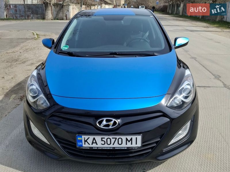 Хэтчбек Hyundai i30 2012 в Херсоне Хэтчбек Hyundai i30 2012 в Херсоне