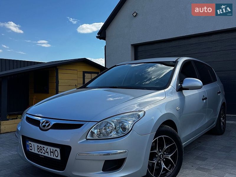 Универсал Hyundai i30 2009 в Полтаве