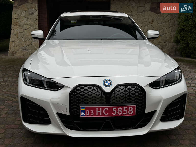Купе BMW i4 2024 в Львове