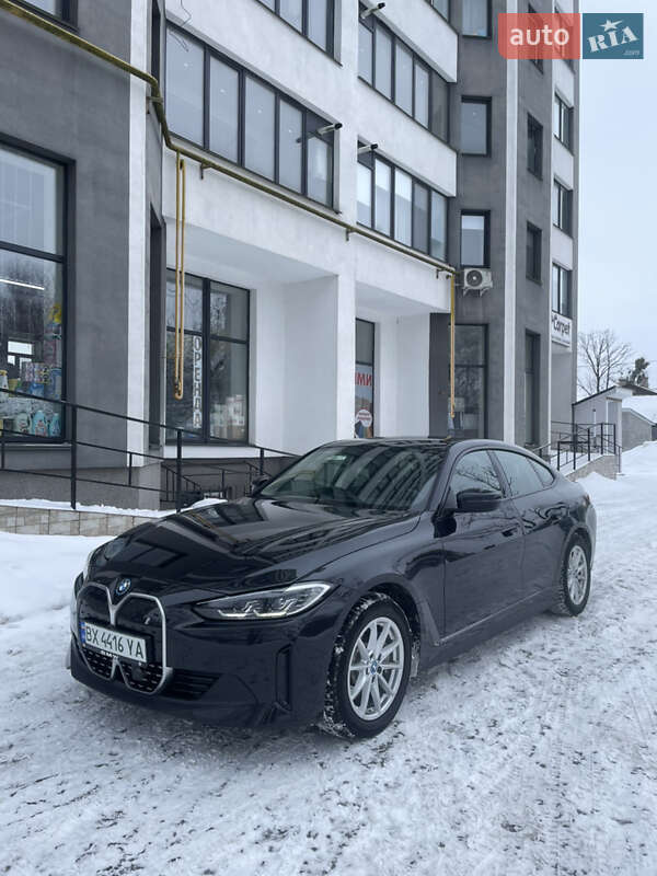 Купе BMW i4 2022 в Березному