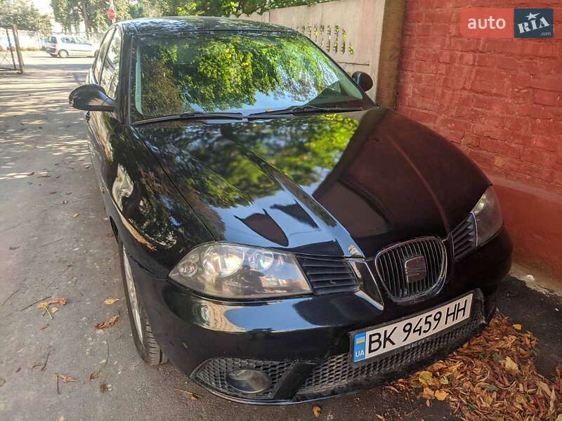 Хэтчбек SEAT Ibiza 2008 в Ровно
