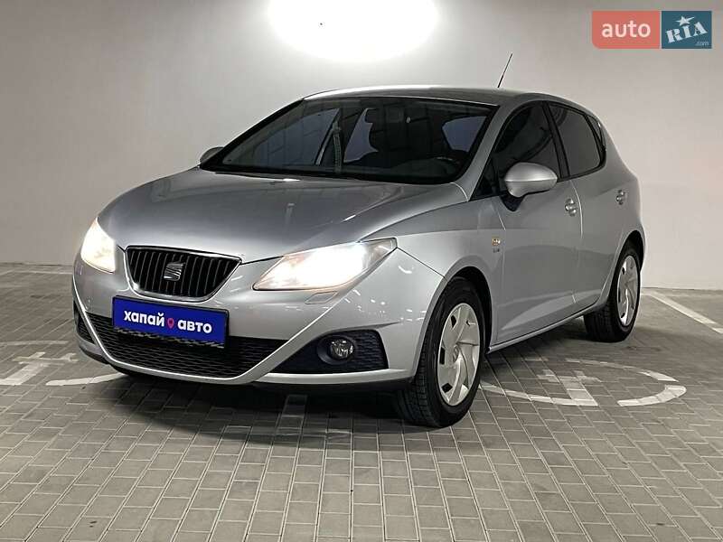 Хэтчбек SEAT Ibiza 2011 в Киеве