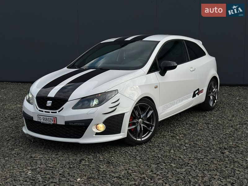 Хэтчбек SEAT Ibiza 2011 в Луцке