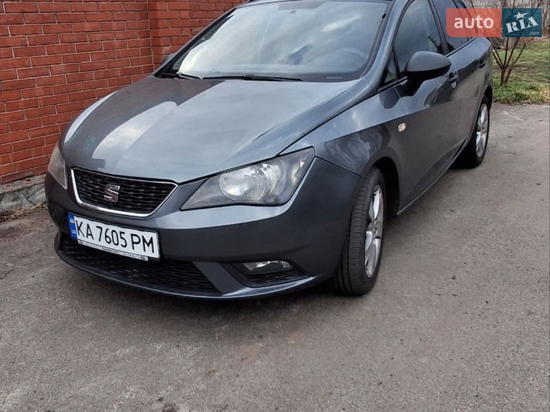 Хэтчбек SEAT Ibiza 2015 в Киеве