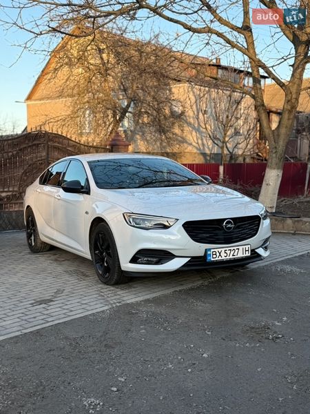 Лифтбек Opel Insignia 2017 в Шепетовке Лифтбек Opel Insignia 2017 в Шепетовке