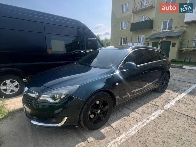 Універсал Opel Insignia 2015 в Самборі