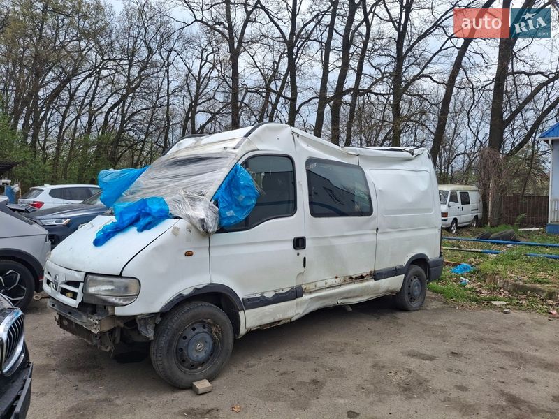 Грузопассажирский фургон Nissan Interstar 2003 в Луцке