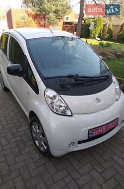 Хэтчбек Peugeot iOn 2014 в Луцке