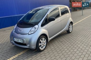 Хэтчбек Peugeot iOn 2018 в Нововолынске