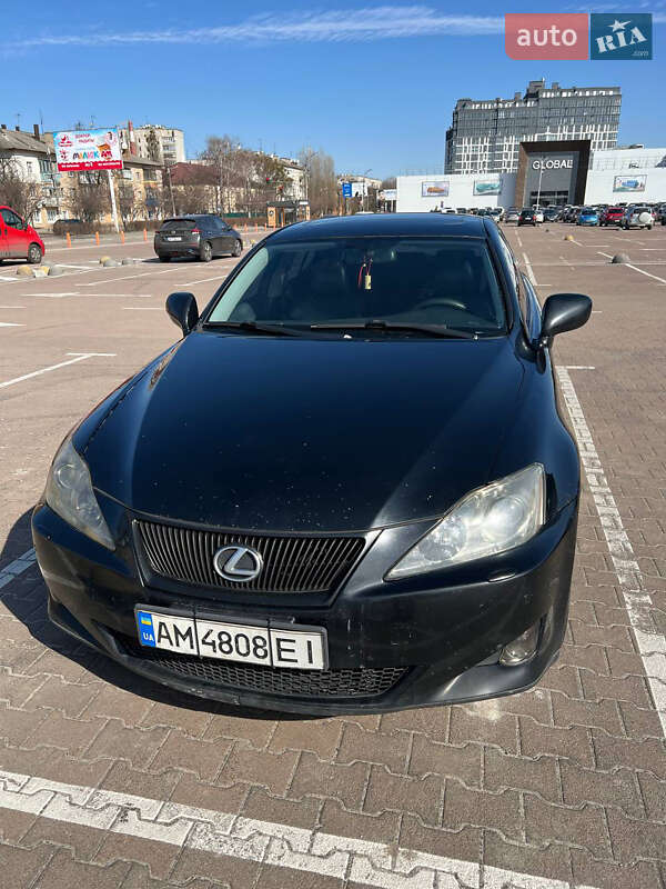 Седан Lexus IS 2007 в Житомире
