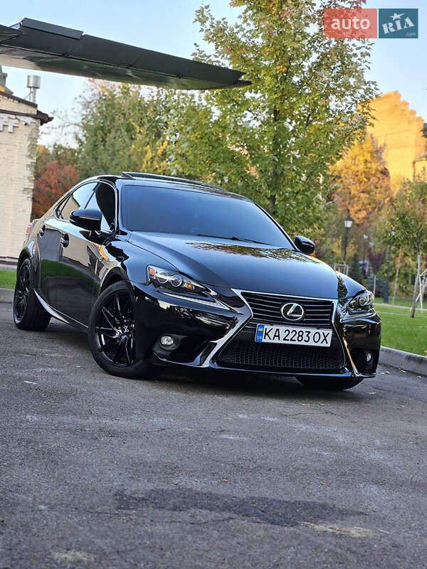 Седан Lexus IS 2014 в Києві Седан Lexus IS 2014 в Києві