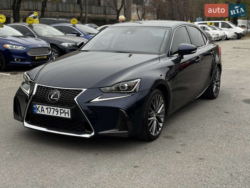 Седан Lexus IS 2017 в Днепре