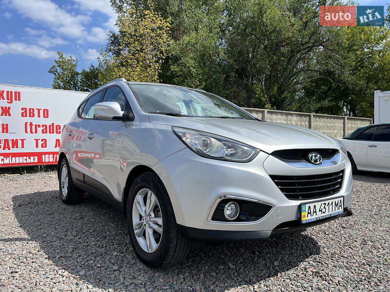 Внедорожник / Кроссовер Hyundai ix35 2011 в Черкассах