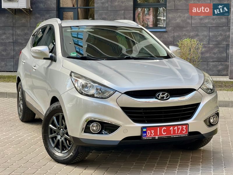 Внедорожник / Кроссовер Hyundai ix35 2012 в Киеве