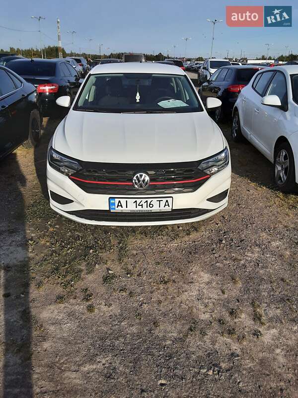 Седан Volkswagen Jetta 2018 в Львове