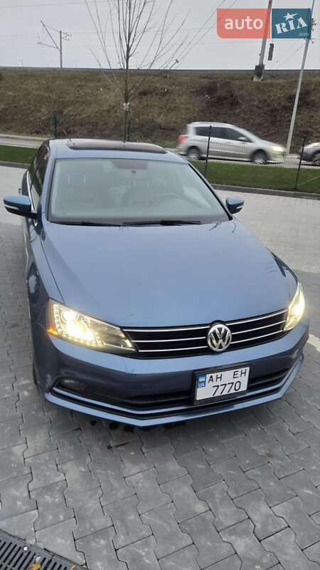 Седан Volkswagen Jetta 2015 в Ирпене