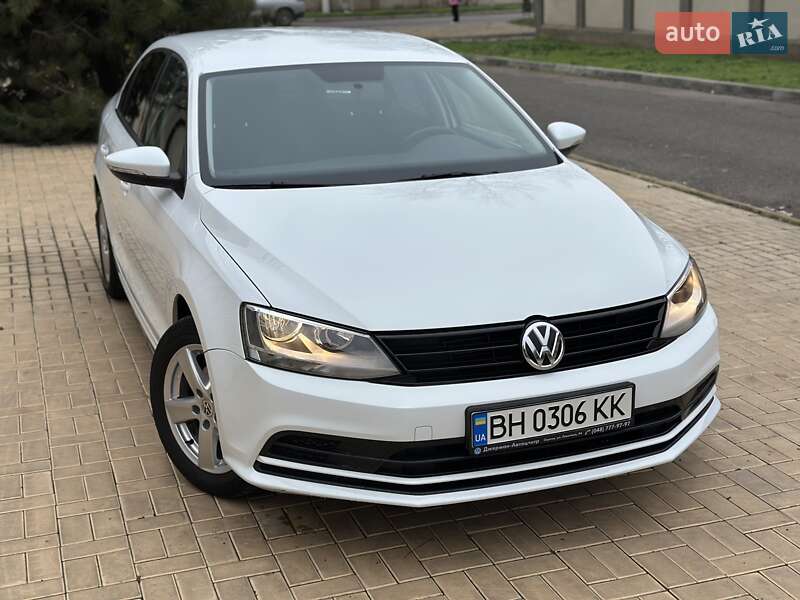 Седан Volkswagen Jetta 2016 в Одессе