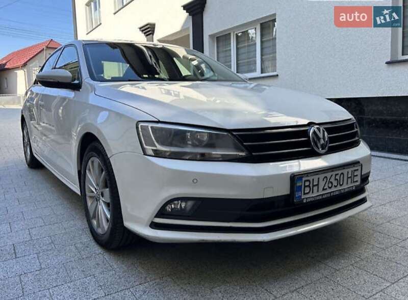 Седан Volkswagen Jetta 2016 в Павлограде