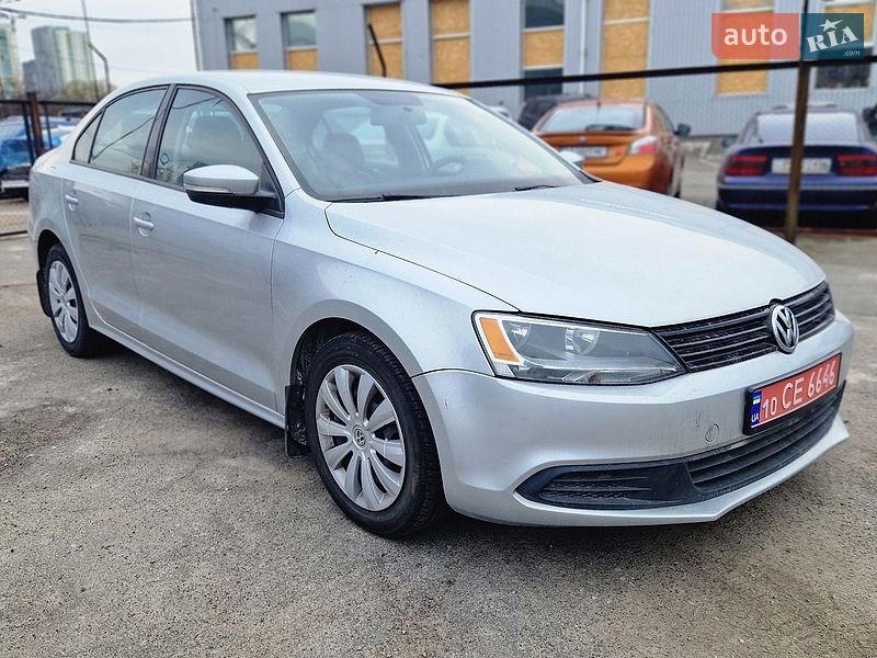 Седан Volkswagen Jetta 2011 в Киеве