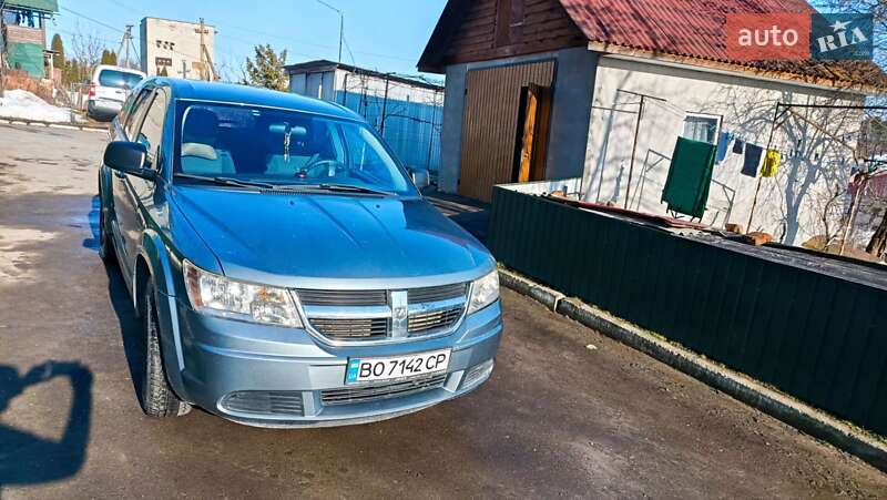 Внедорожник / Кроссовер Dodge Journey 2010 в Тернополе