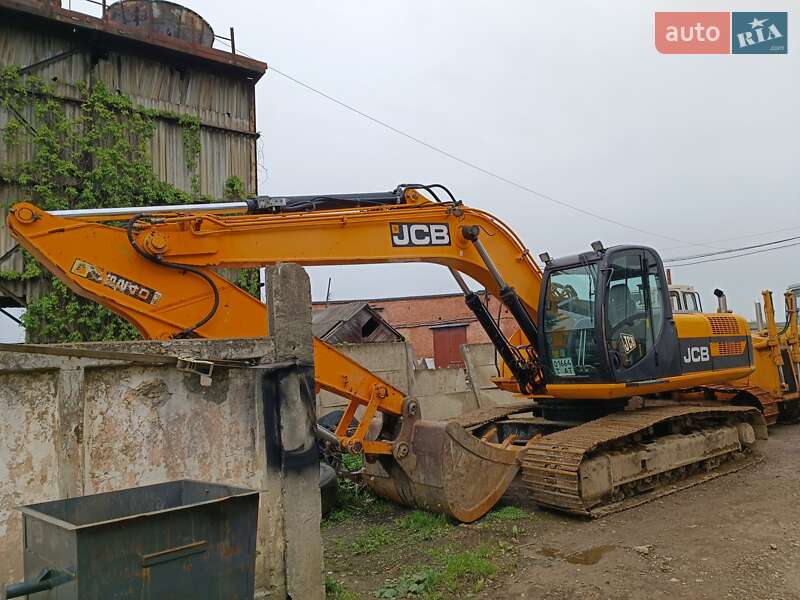 Гусеничный экскаватор JCB JS 240NC 2010 в Калуше Гусеничный экскаватор JCB JS 240NC 2010 в Калуше