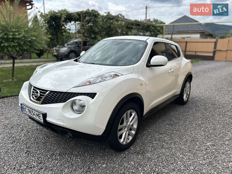 Позашляховик / Кросовер Nissan Juke 2011 в Мукачевому