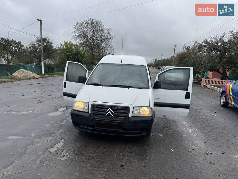 Минивэн Citroen Jumpy 2006 в Красилове Минивэн Citroen Jumpy 2006 в Красилове