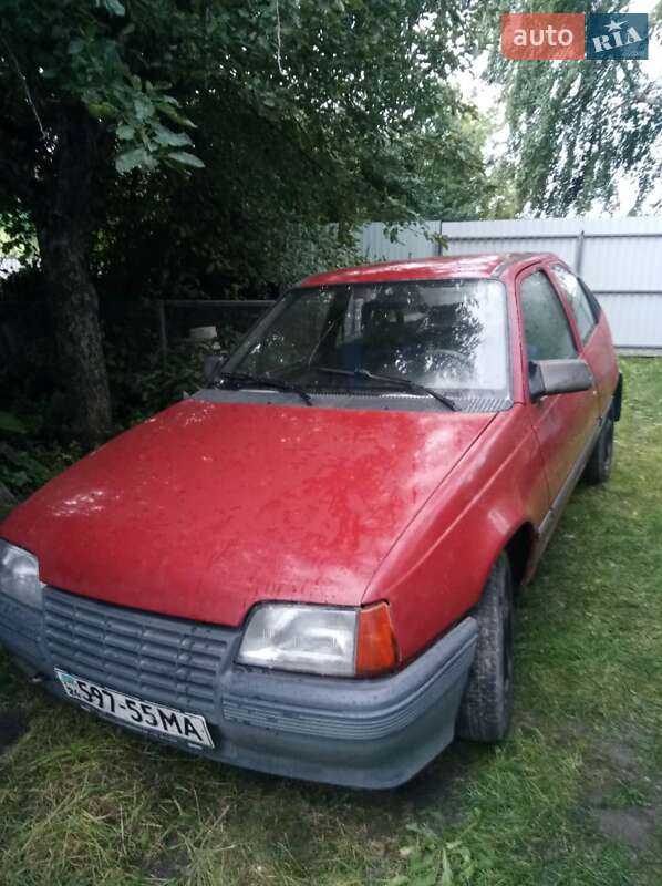 Хэтчбек Opel Kadett 1988 в Умани