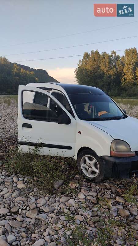 Минивэн Renault Kangoo 2001 в Хусте