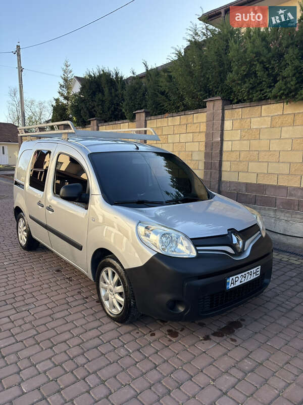 Грузопассажирский фургон Renault Kangoo 2015 в Запорожье