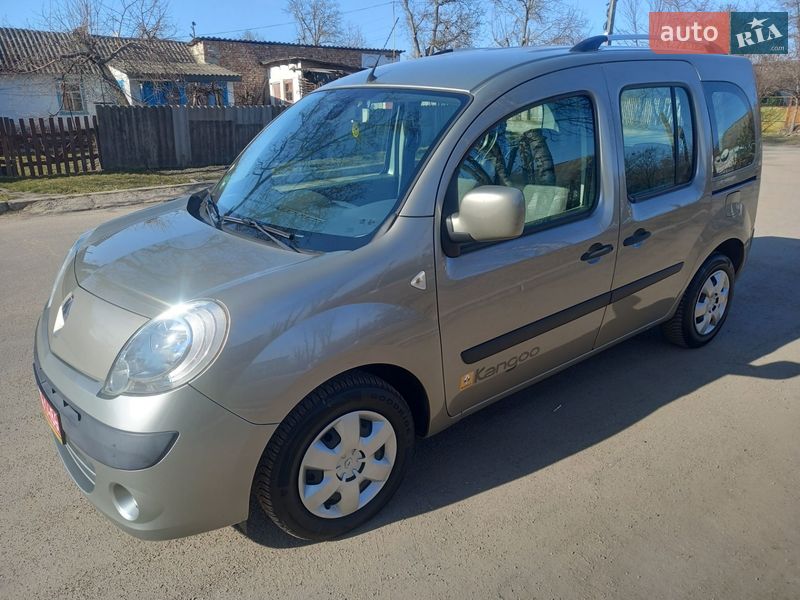 Мінівен Renault Kangoo 2008 в Звенигородці