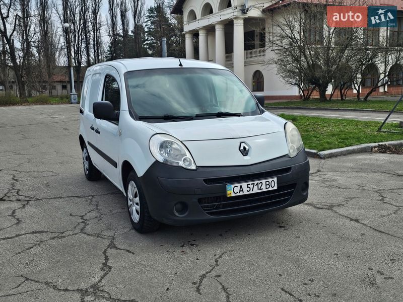 Грузовой фургон Renault Kangoo 2010 в Киеве