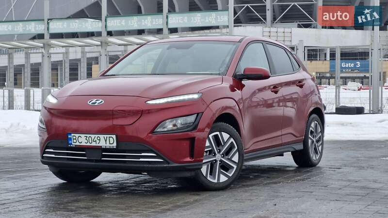 Позашляховик / Кросовер Hyundai Kona Electric 2023 в Львові
