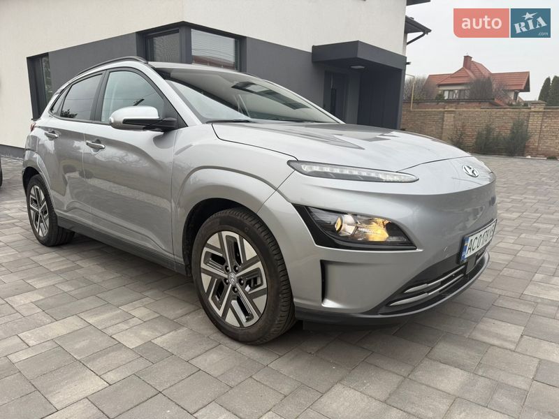 Внедорожник / Кроссовер Hyundai Kona 2021 в Луцке
