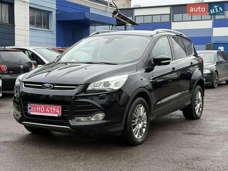 Внедорожник / Кроссовер Ford Kuga 2015 в Ровно