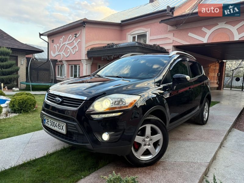 Внедорожник / Кроссовер Ford Kuga 2012 в Черновцах