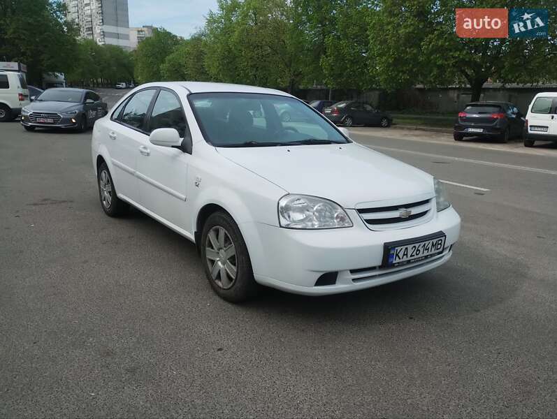 Седан Chevrolet Lacetti 2012 в Киеве
