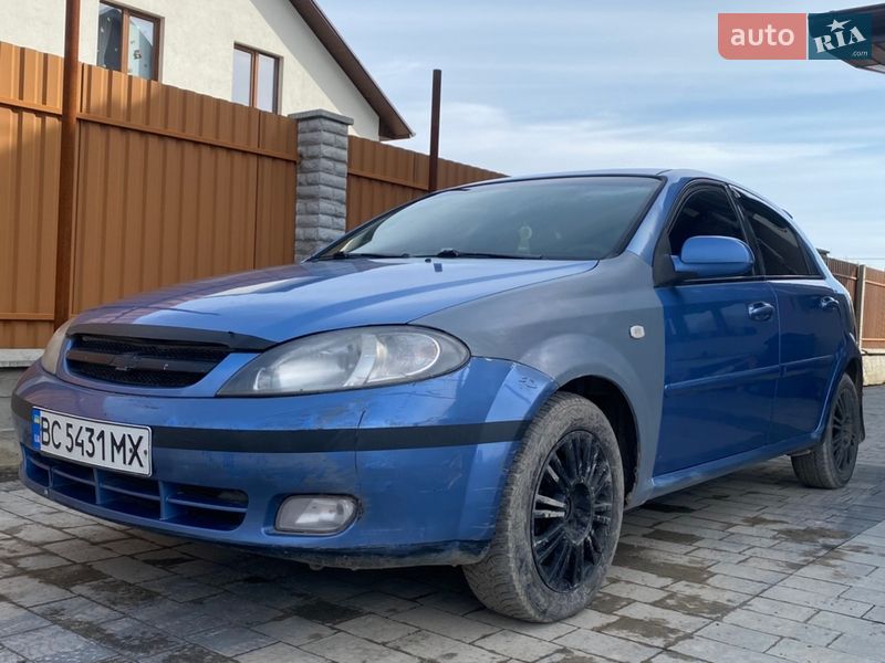 Хэтчбек Chevrolet Lacetti 2006 в Львове Хэтчбек Chevrolet Lacetti 2006 в Львове