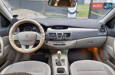 Універсал Renault Laguna 2008 в Чернівцях